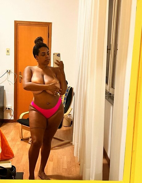 Divanice best model photo