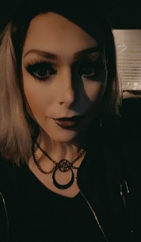 xdannix art star archive