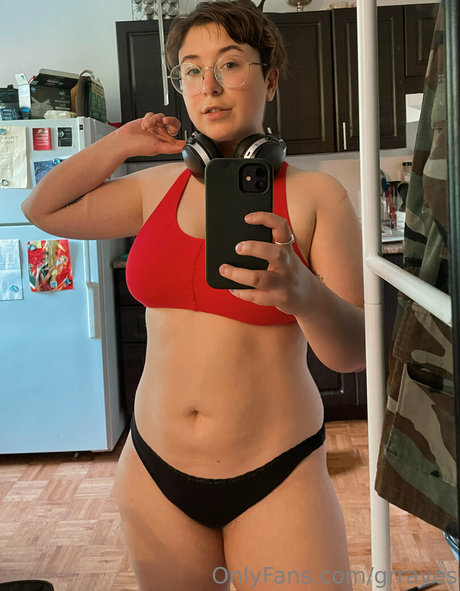 grraves nude model galleries