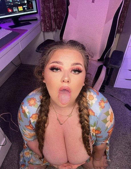 shemale cum in mouth onlyfans beautiful images