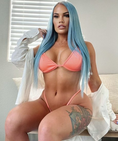 Sophia Turner Deso star pretty pictures