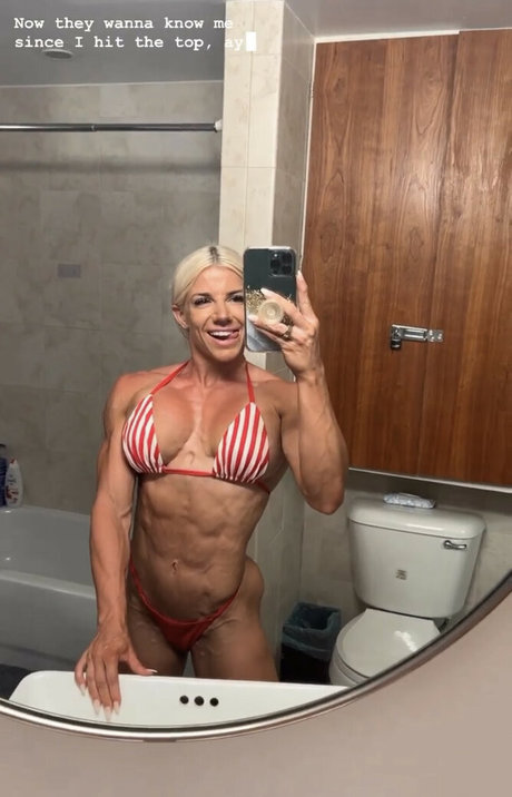 Asha Coulthard star hd pictures