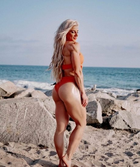 Asha Coulthard pretty model photos