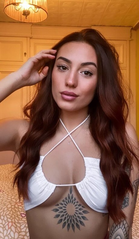 Mar Morales Ochoa model perfect image