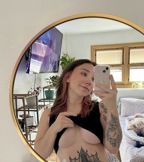 busty bbw onlyfans free nude image