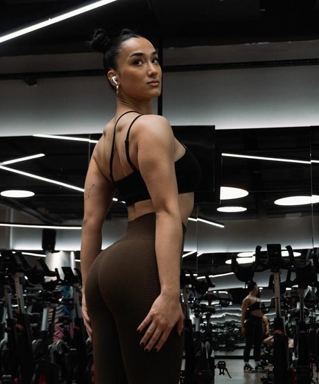 Hale Cabbar hd star gallery