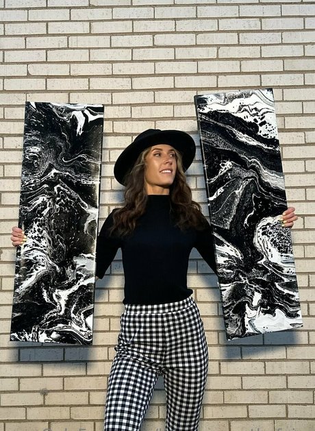 lunapowersthefairy model sexy picture