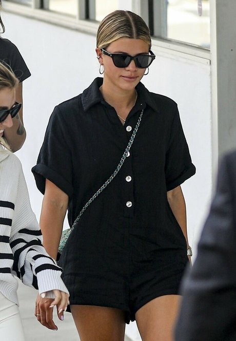 Sofia Richie nudes star picture