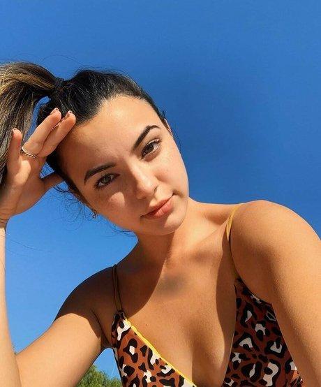 Merrell Twins pornstar free photo