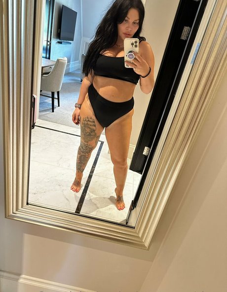 female influencer onlyfans free sex photos