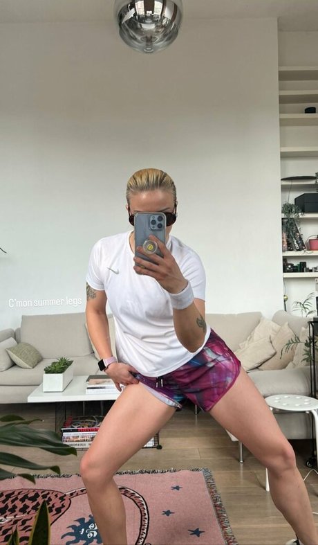 Julia Hardy pornstar nudes galleries