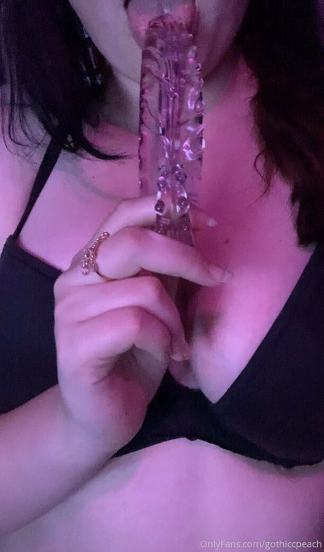 gothiccpeach pornographic model pics