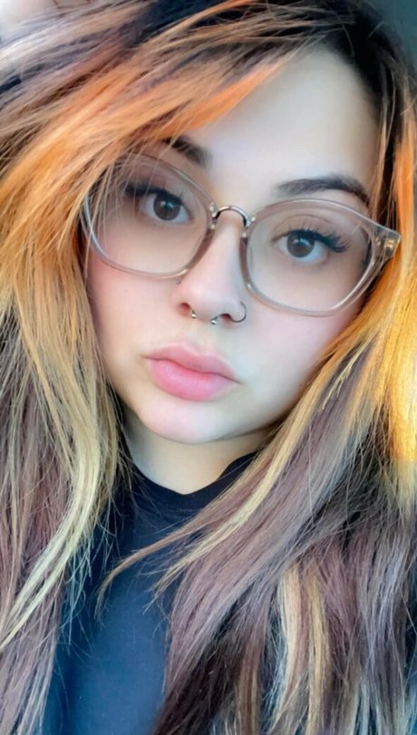 emilyelixer xxx actress archive