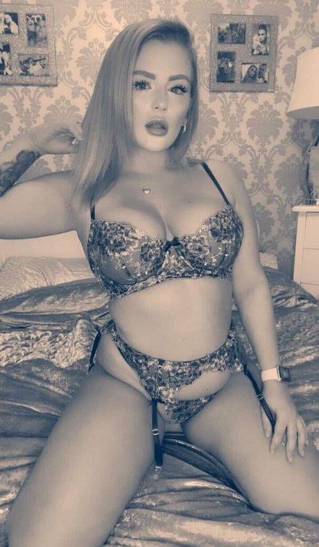 omgzada pretty star photo