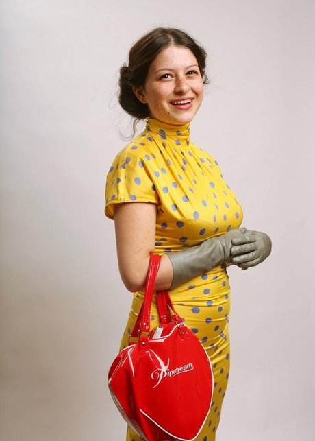 Alia Shawkat pornstar beautiful photo