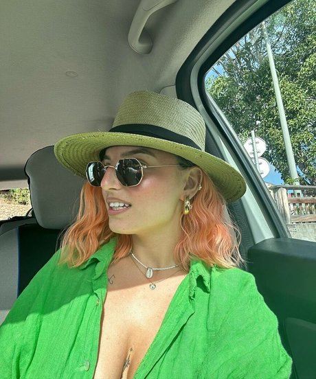 Helena Cardoso high quality model gallery