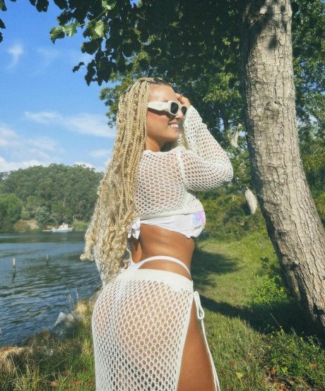 Helena Cardoso pornstar sex photo