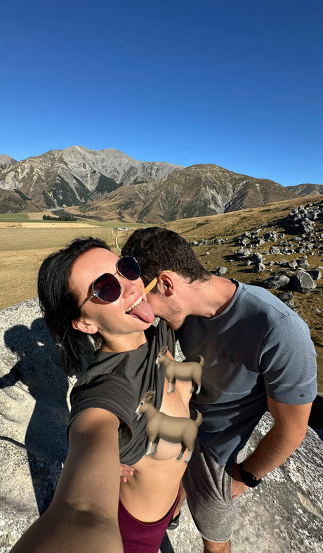 zuzutravels perfect actress archive