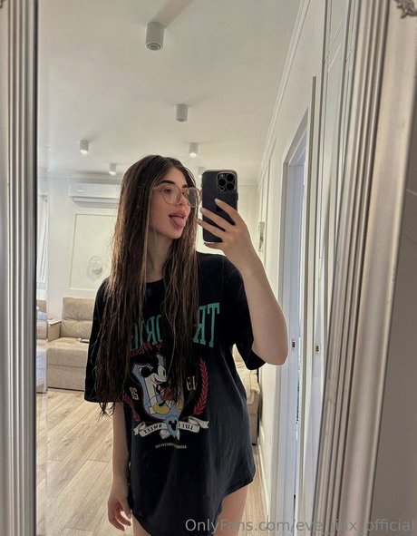 eve jinx official model porn pic