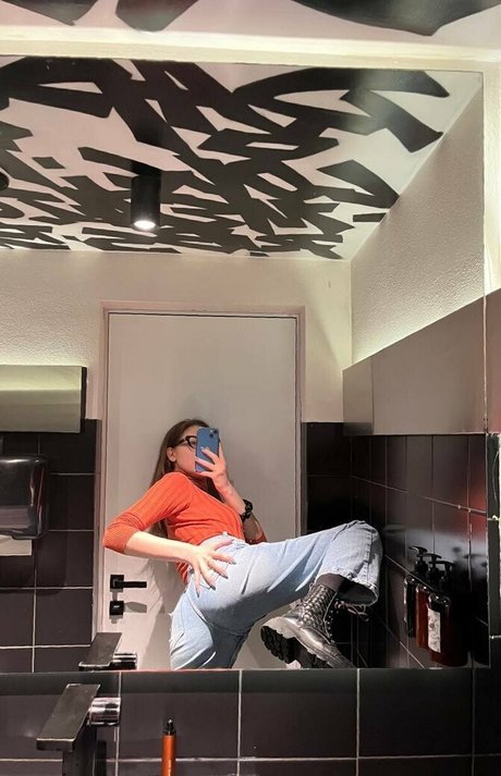 anastacia0101 hot model picture