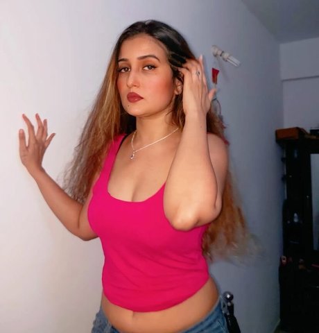 Aniza Hazel perfect actress photo