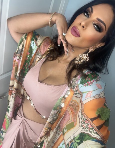 Minakshie Sethii best actress pic