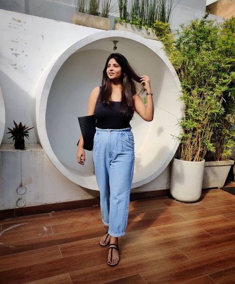 Tassels and Trails naked actress photo