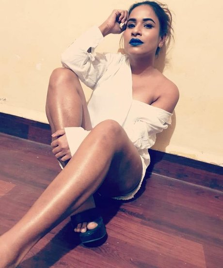 Muskaan Agarwal model pornographic images