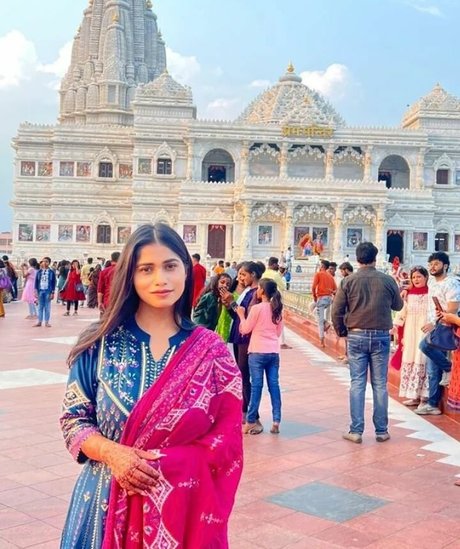 Pratika Sood model erotic image