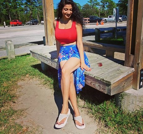 Komal Bhagat xxx pornstar pics