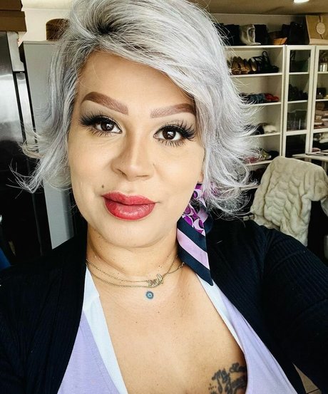 Myra La Chula perfect pornstar gallery