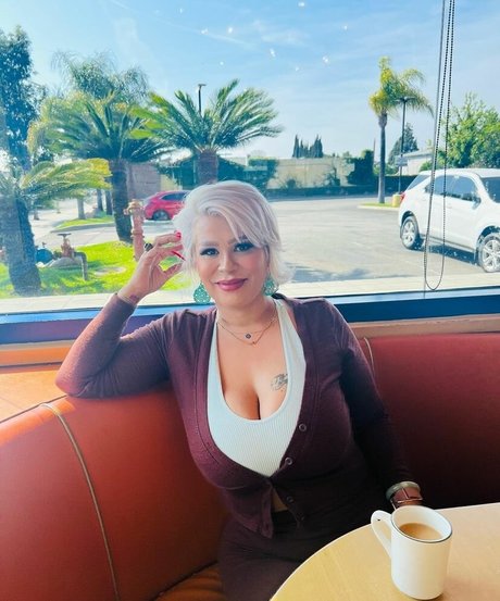 Myra La Chula model exclusive photos