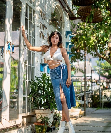 Akshita Dutta nice pornstar photos