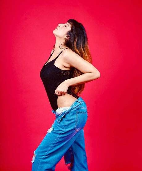 Akshita Dutta sexy actress picture