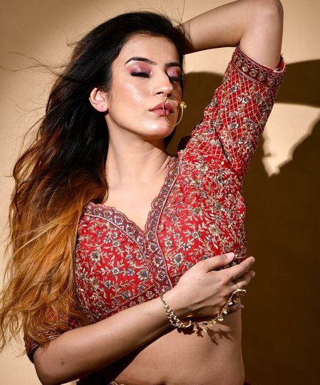 Akshita Dutta model pornographic pictures