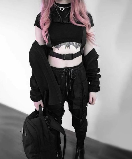 Porcelain Ghoul pornstar top galleries