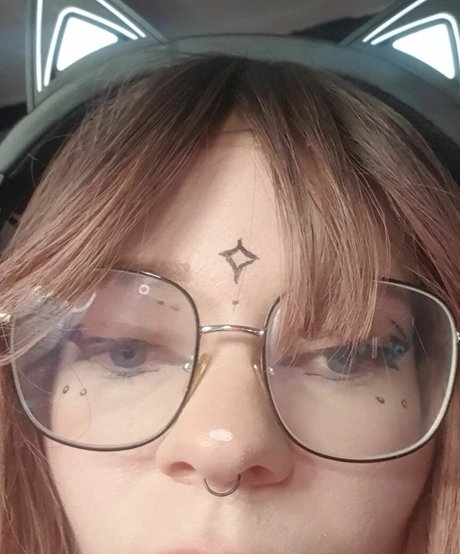 Porcelain Ghoul erotic star archive