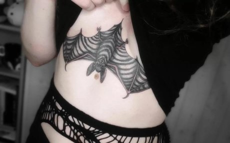 Porcelain Ghoul sexy model archive