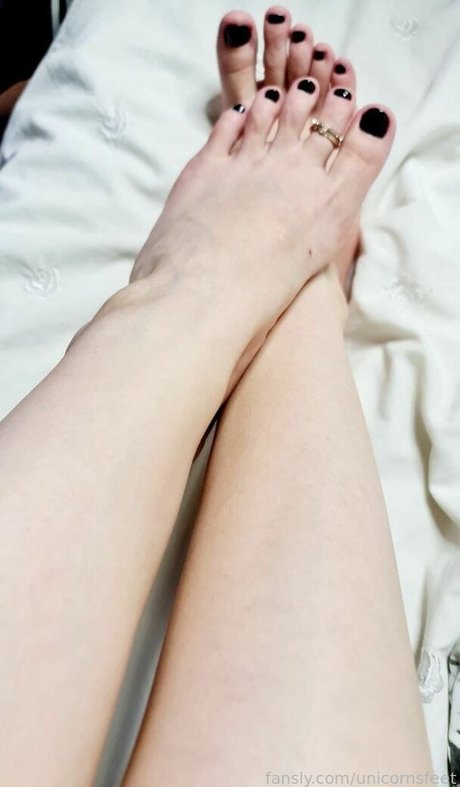 unicornsfeet star naked photo