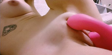 thebeezleboop pretty model pictures