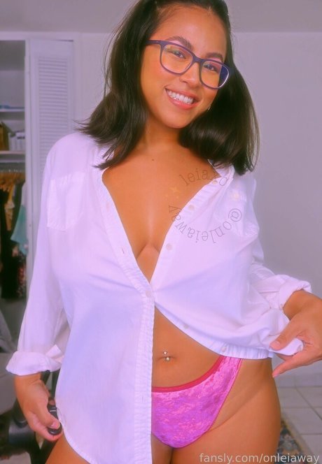 onleiaway star nude archive