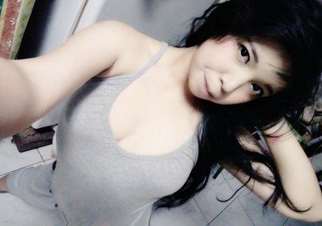 AkemiMikaido sex model img