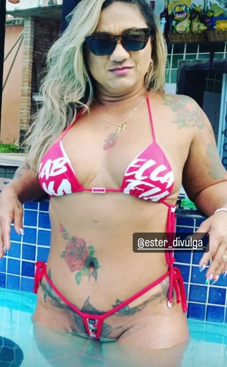 Esther Exhib pornstar nude galleries