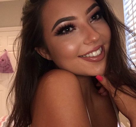 Lydia Harrison sex model galleries