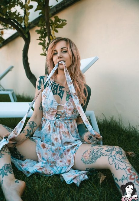 Ninaq perfect model pic