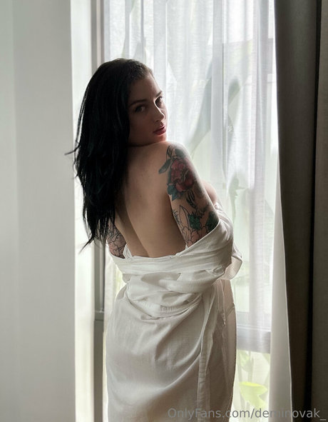 Demi Novak nice model images