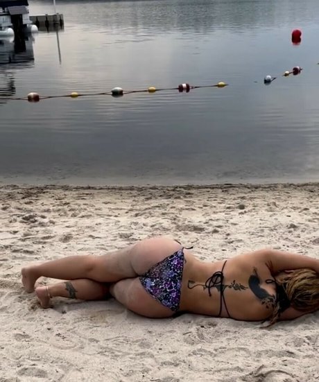 Adxfeels naked star pics