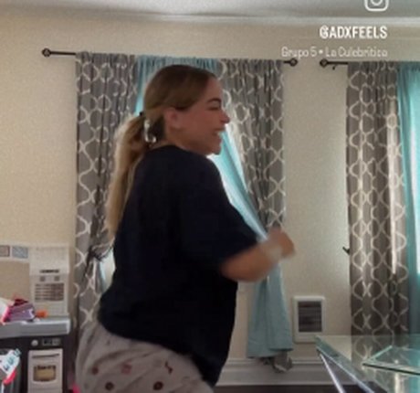 Adxfeels erotic model gallery