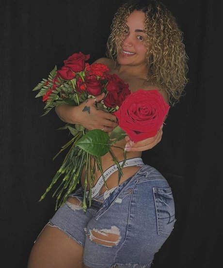 Adxfeels pornstar naked pics