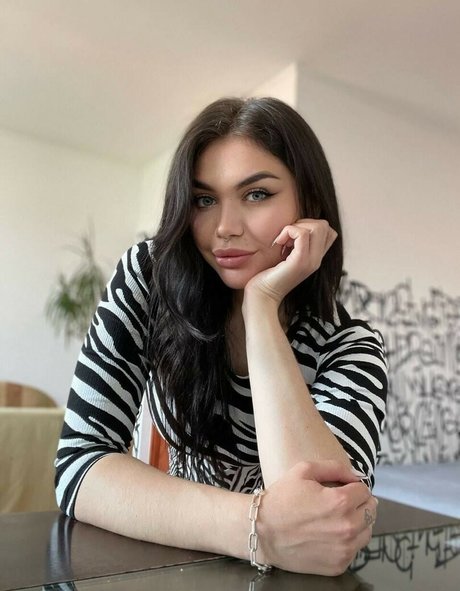 cute teen onlyfans free nude gallery